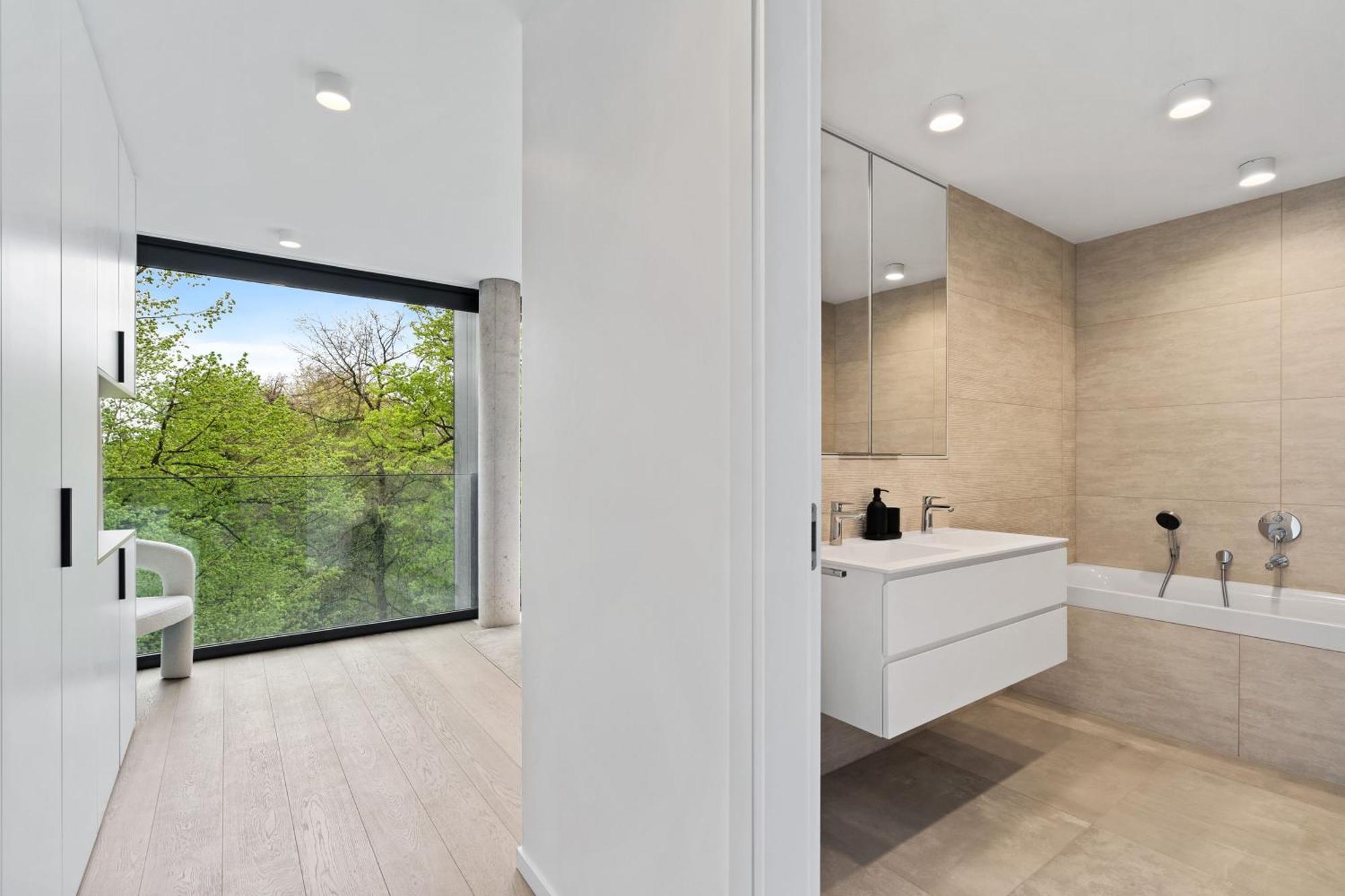 Stylish Downtown Escape With Comforts Appartement